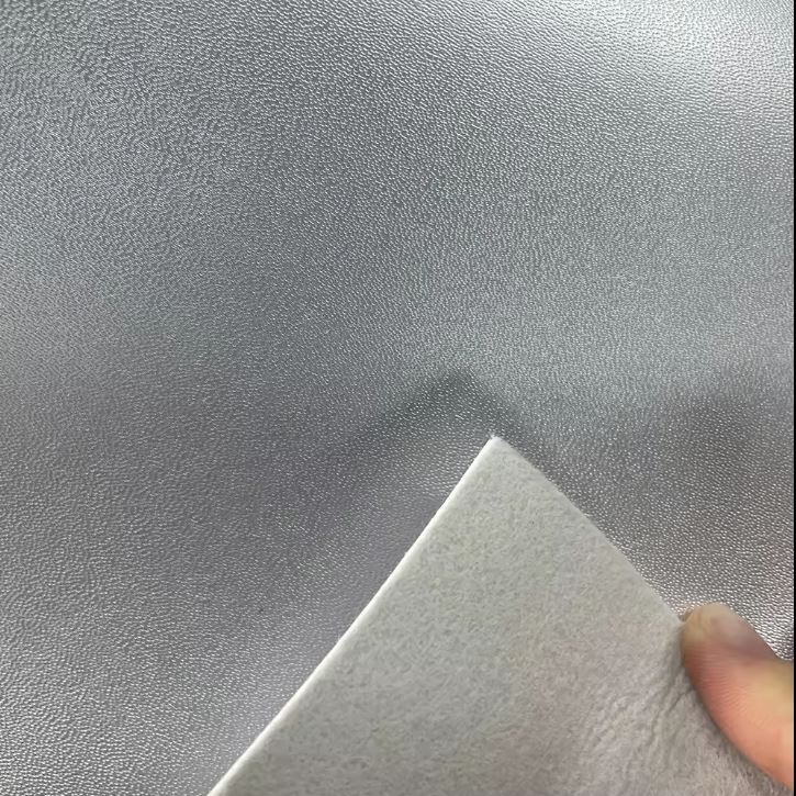 1.3mm Smooth Patent PU Leather For Football Baseball Making